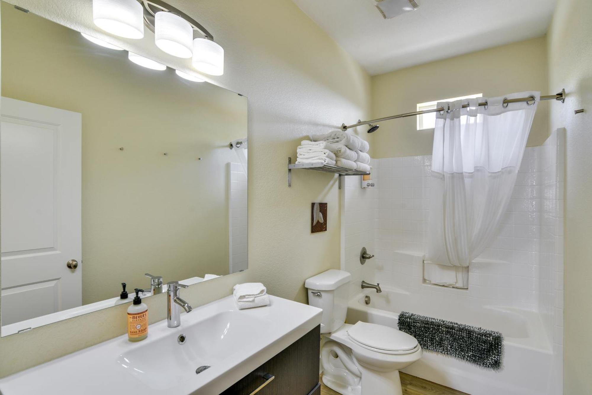 Downtown Buena Vista Condo Steps From Everything! ภายนอก รูปภาพ
